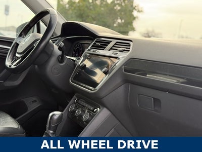 2018 Volkswagen Tiguan 2.0T SEL Premium 4Motion