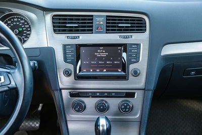 2015 Volkswagen Golf SportWagen S