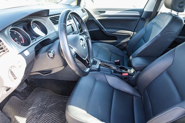 2015 Volkswagen Golf SportWagen S