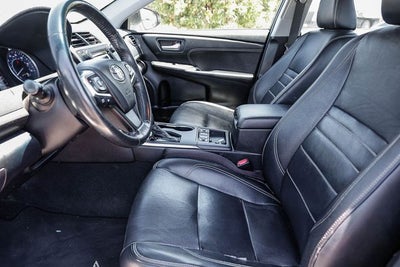 2016 Toyota Camry Hybrid XLE