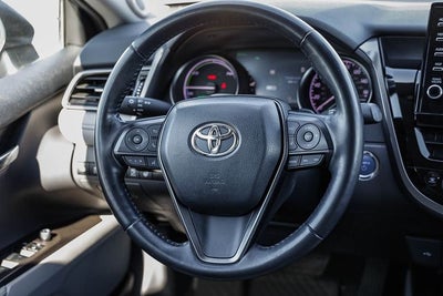 2022 Toyota Camry Hybrid XSE