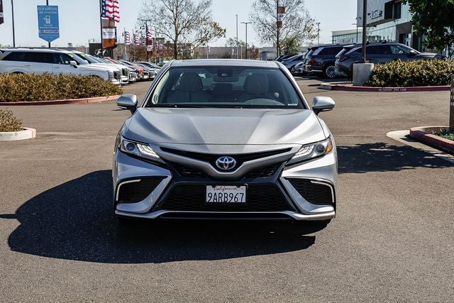 2022 Toyota Camry Hybrid XSE