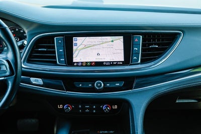 2022 Buick Enclave Essence