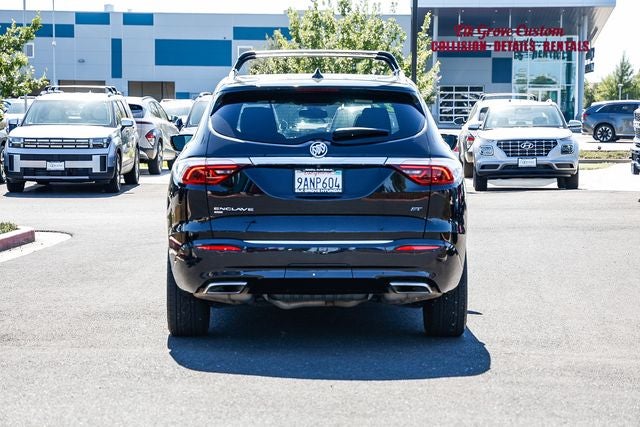 2022 Buick Enclave Essence