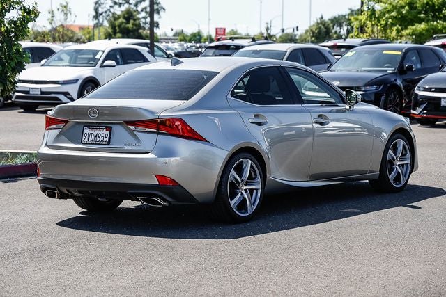 2018 Lexus IS 300
