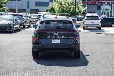 2024 Hyundai KONA SEL FWD