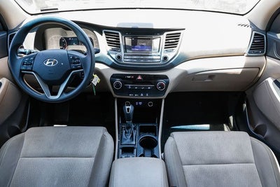 2017 Hyundai TUCSON SE