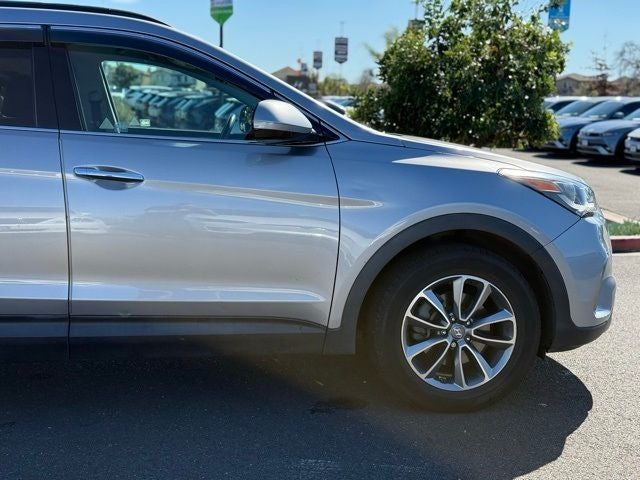 2018 Hyundai SANTA FE SE