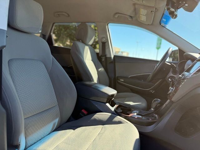 2018 Hyundai SANTA FE SE