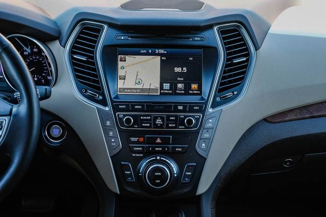 2018 Hyundai SANTA FE SE Ultimate