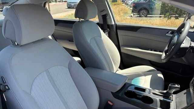 2016 Hyundai SONATA HYBRID SE