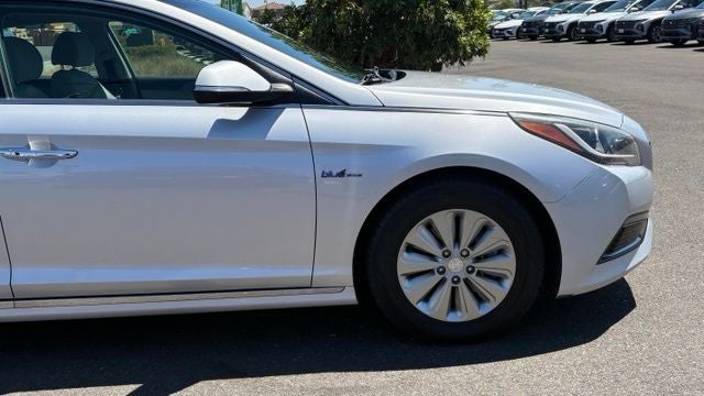 2016 Hyundai SONATA HYBRID SE