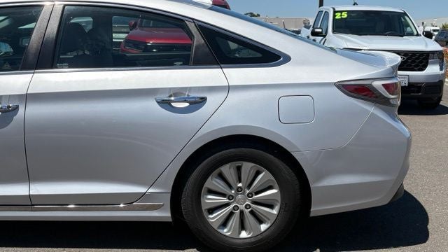 2016 Hyundai SONATA HYBRID SE