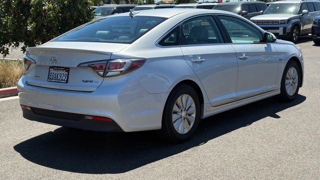 2016 Hyundai SONATA HYBRID SE