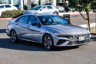 2025 Hyundai ELANTRA SEL Sport