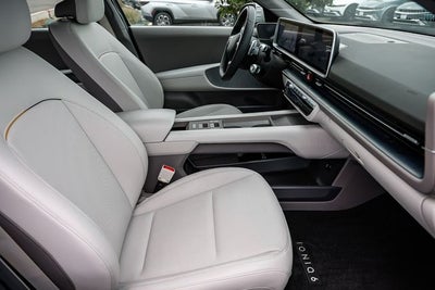 2025 Hyundai IONIQ 6 SEL