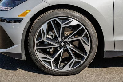 2025 Hyundai IONIQ 6 SEL