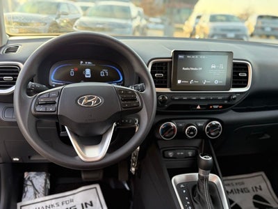 2025 Hyundai VENUE SE