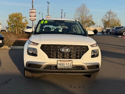 2025 Hyundai VENUE SE