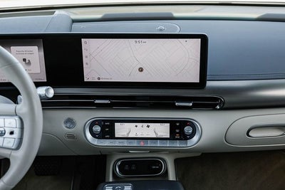 2023 Genesis GV60 Advanced