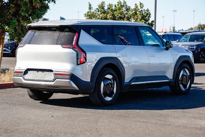 2024 Kia EV9 Light Long Range