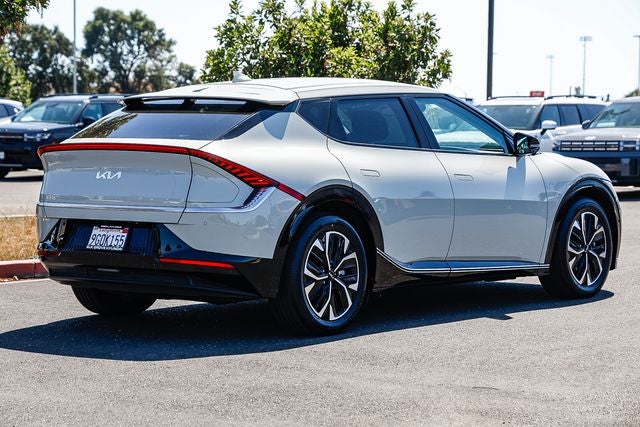 2023 Kia EV6 Wind