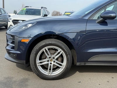 2020 Porsche Macan Base