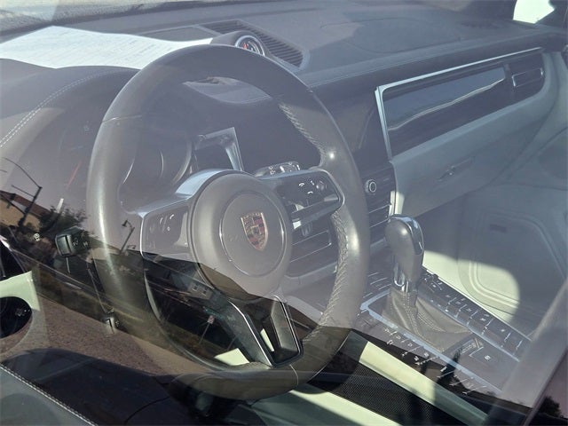 2020 Porsche Macan Base