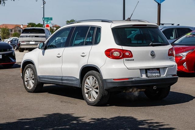 2011 Volkswagen Tiguan SEL