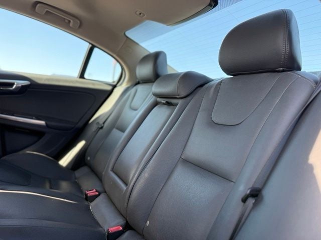 2015 Volvo S60 T5 Platinum