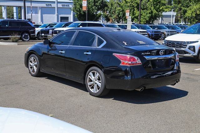 Used 2015 Nissan Altima SV with VIN 1N4AL3AP3FC209724 for sale in Folsom, CA