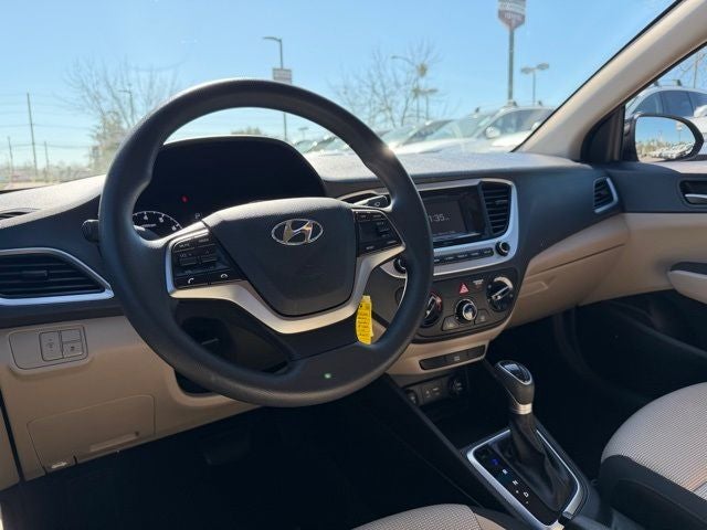 2022 Hyundai ACCENT SE