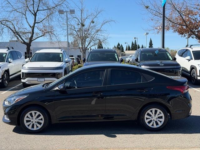 2022 Hyundai ACCENT SE