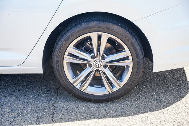 2021 Volkswagen Jetta R-Line