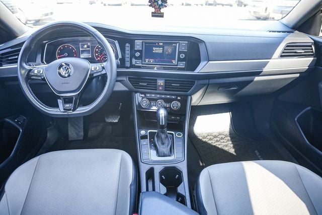 2021 Volkswagen Jetta R-Line