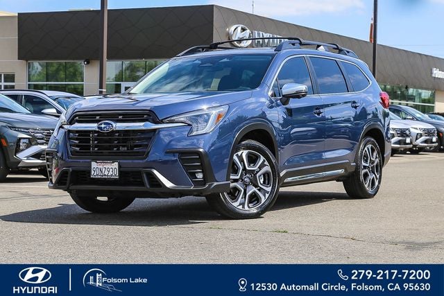 2023 Subaru Ascent Limited 7 Passenger's photo