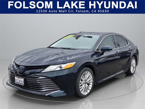 2020 Toyota Camry Hybrid XLE
