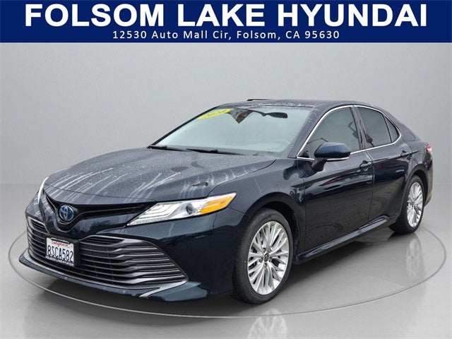 2020 Toyota Camry Hybrid XLE