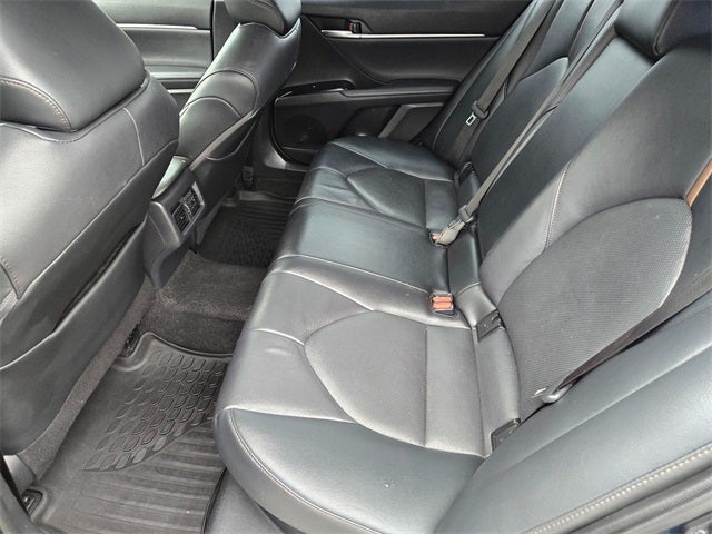 2020 Toyota Camry Hybrid XLE