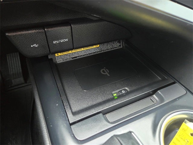 2020 Toyota Camry Hybrid XLE