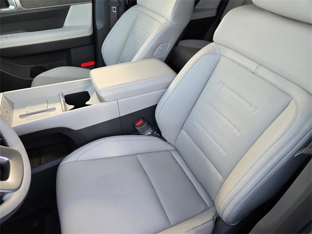 2025 Hyundai SANTA FE HYBRID Calligraphy