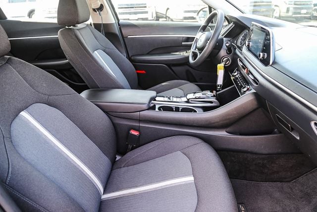 2021 Hyundai SONATA SE