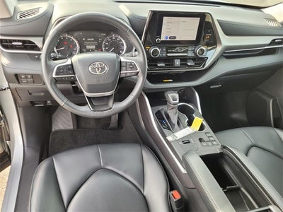 2024 Toyota Highlander XLE