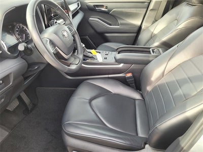 2024 Toyota Highlander XLE