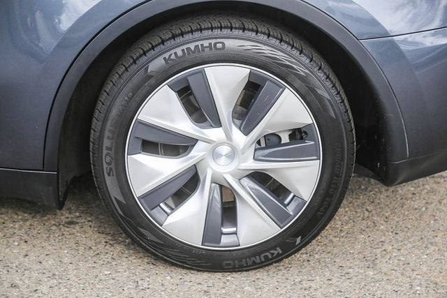 2023 Tesla Model Y Standard Range