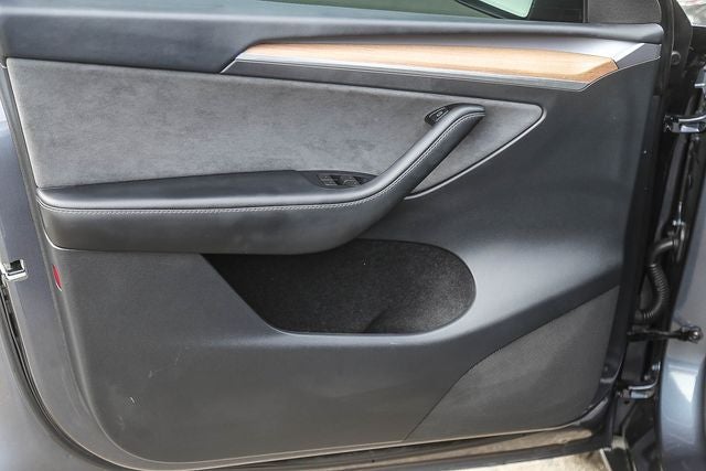 2023 Tesla Model Y Standard Range