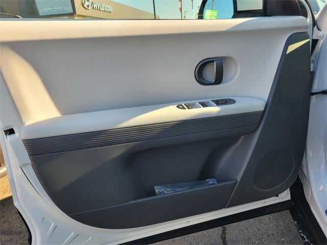 2026 Hyundai IONIQ 5 SE