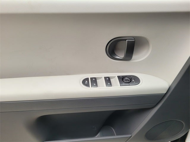 2026 Hyundai IONIQ 5 SE