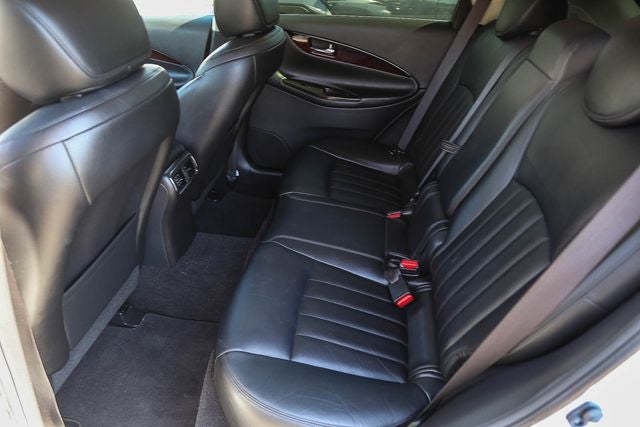2017 INFINITI QX50 Base