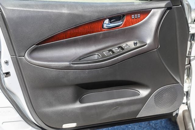 2017 INFINITI QX50 Base
